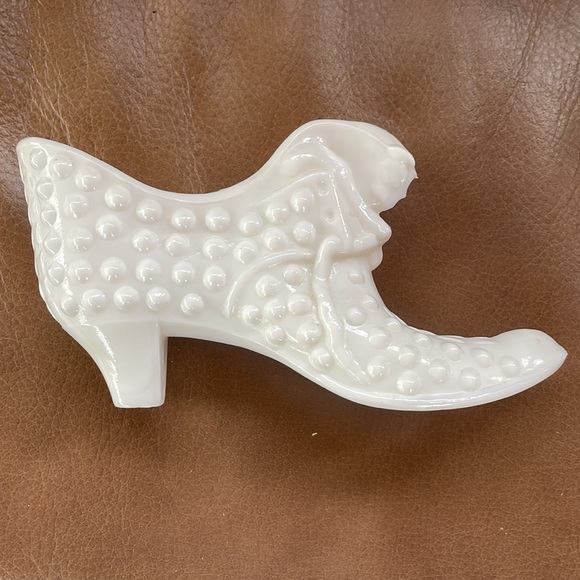 VTG Fenton Cathead Milk Glass Shoe - Picture 3 of 6